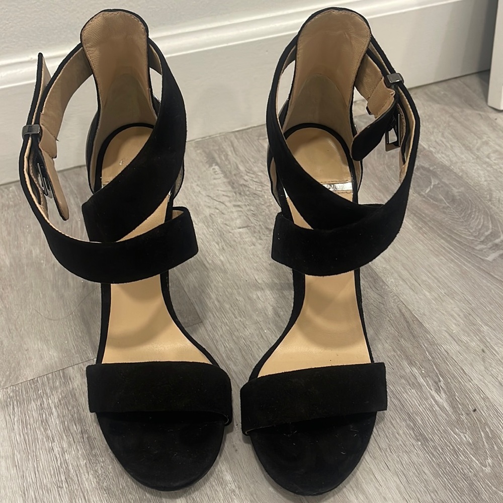 Gorgeous Black Velvet Marciano heels with chrome heel.